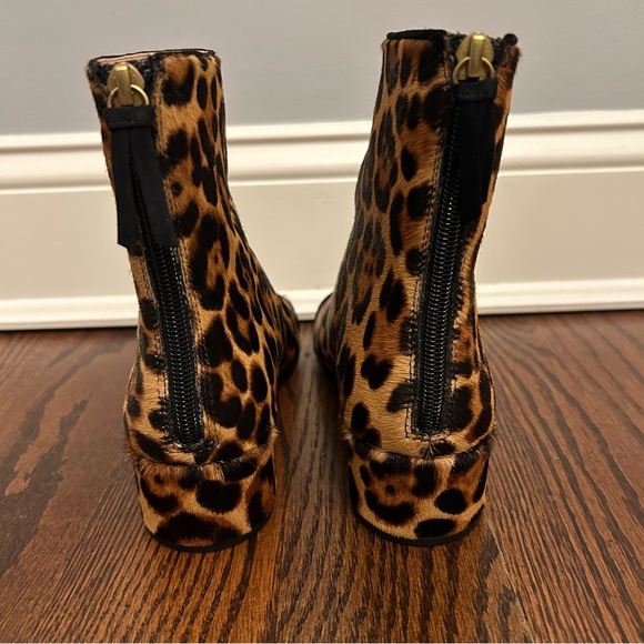 NWT J.Crew Roxie cap-toe ankle boots in calf hair Size 7 - Picture 4 of 7